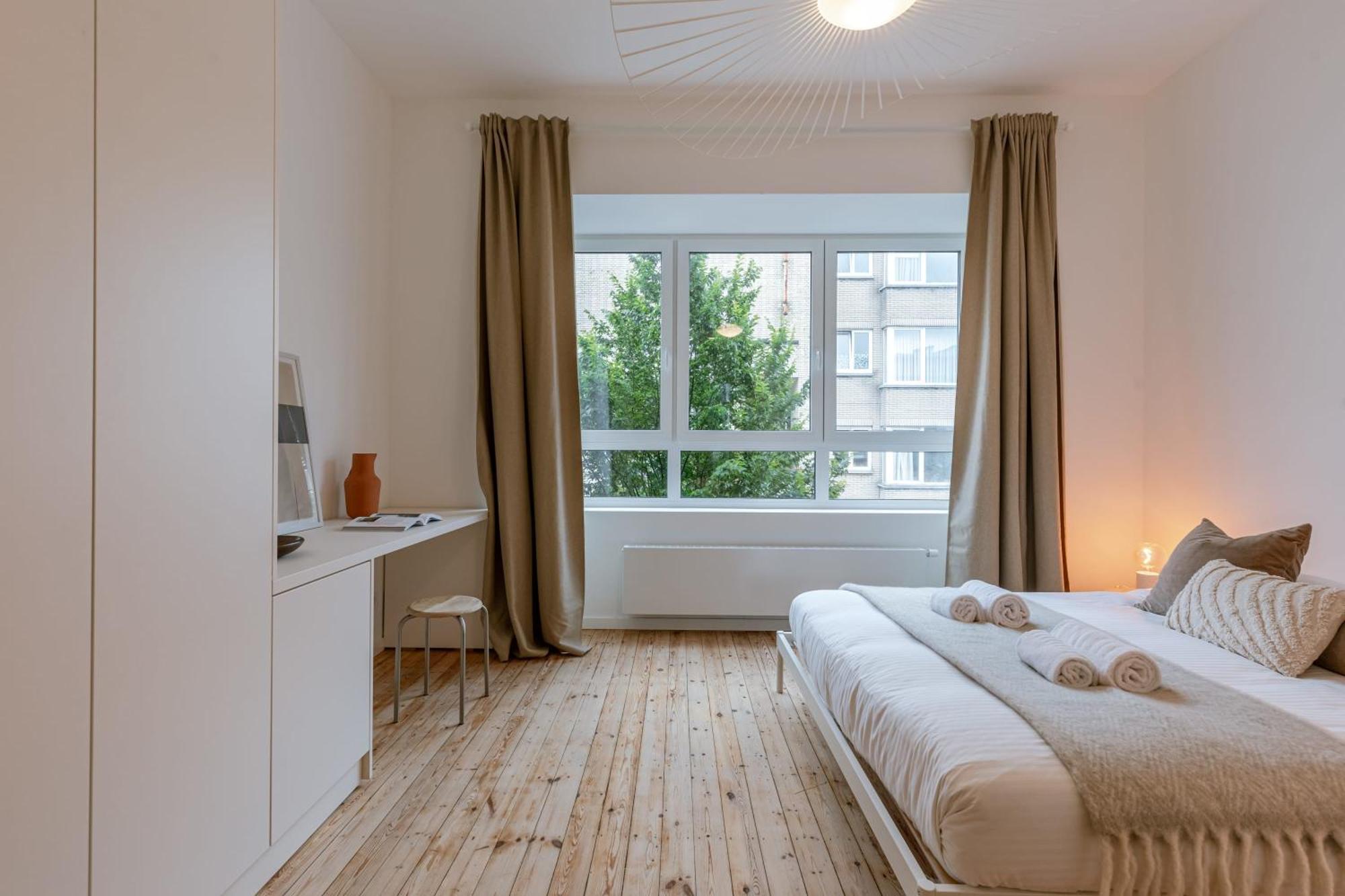 Huswell - Charming With Cozy Balcony Appartement *